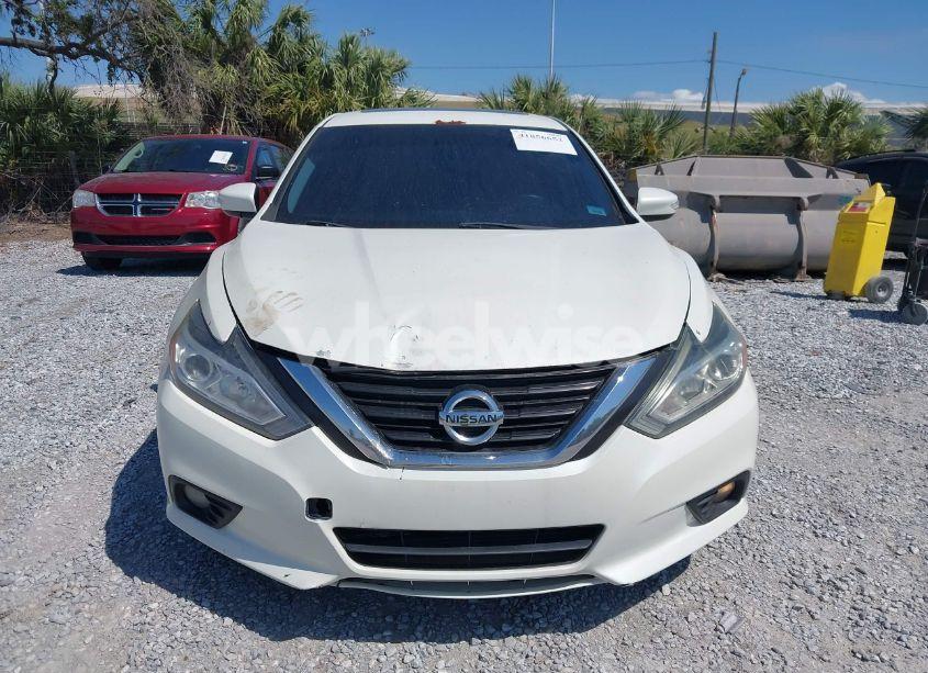 Photo 12 of 2017 Nissan Altima 2.5 SL (VIN 1N4AL3AP5HC165678)