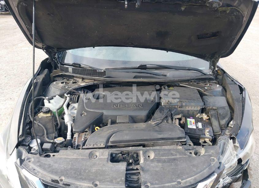 Photo 10 of 2017 Nissan Altima 2.5 SR (VIN 1N4AL3AP5HC167723)