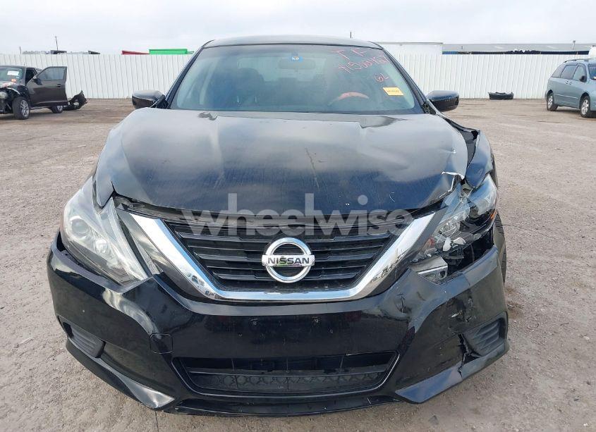 Photo 12 of 2017 Nissan Altima 2.5 SR (VIN 1N4AL3AP5HC167723)