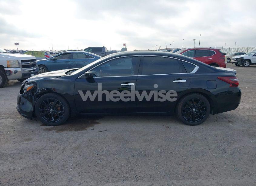 Photo 14 of 2017 Nissan Altima 2.5 SR (VIN 1N4AL3AP5HC167723)