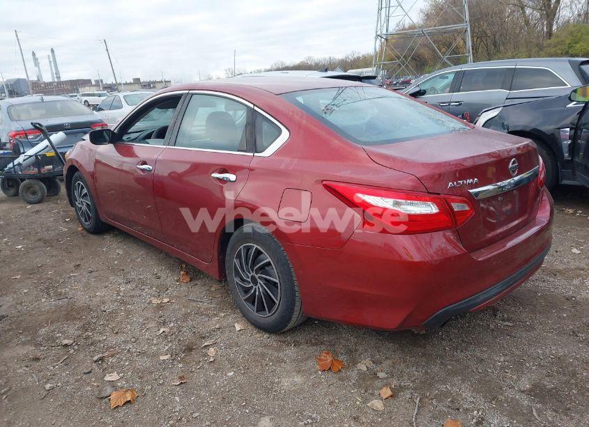 Photo 3 of 2017 Nissan Altima 2.5 S (VIN 1N4AL3AP5HC169584)