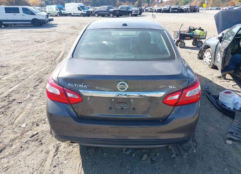 Photo 16 of 2017 Nissan Altima 2.5 SL (VIN 1N4AL3AP5HC172940)