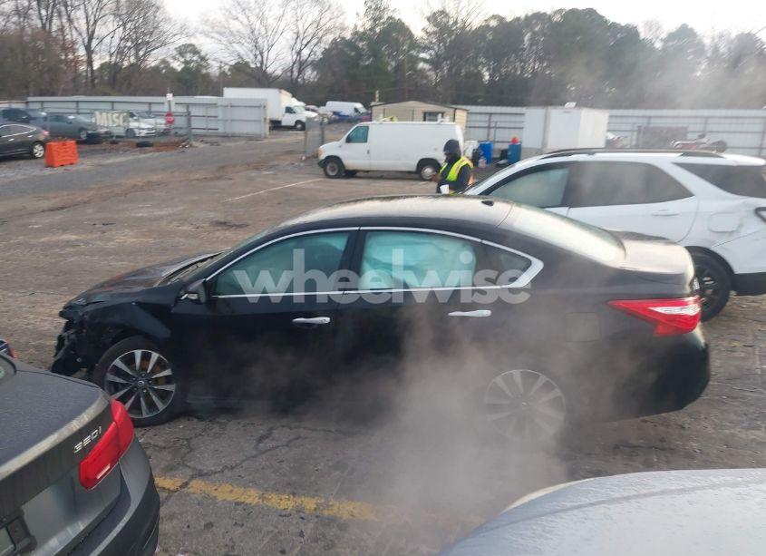 Photo 14 of 2017 Nissan Altima 2.5 SL (VIN 1N4AL3AP5HC184134)