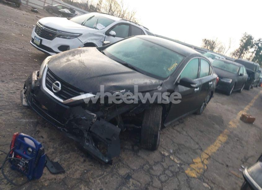 Photo 2 of 2017 Nissan Altima 2.5 SL (VIN 1N4AL3AP5HC184134)