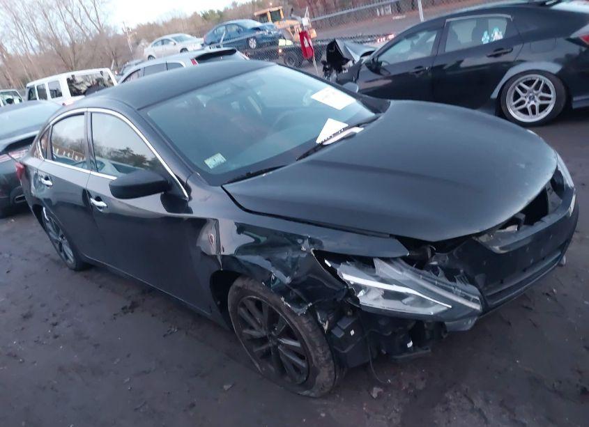 2017 Nissan Altima 2.5 SV (VIN 1N4AL3AP5HC229055) main photo