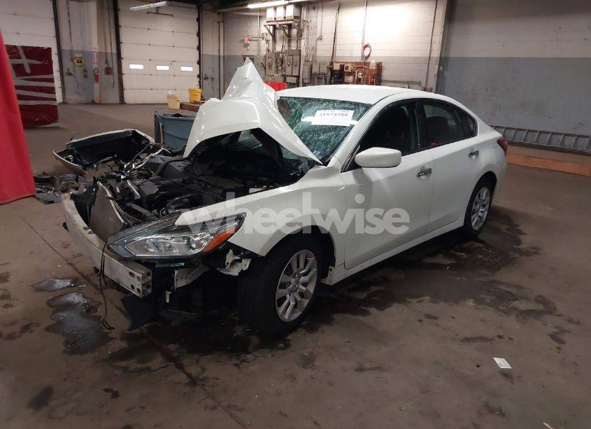 Photo 2 of 2017 Nissan Altima 2.5 S (VIN 1N4AL3AP5HC232232)