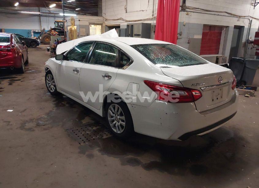 Photo 3 of 2017 Nissan Altima 2.5 S (VIN 1N4AL3AP5HC232232)