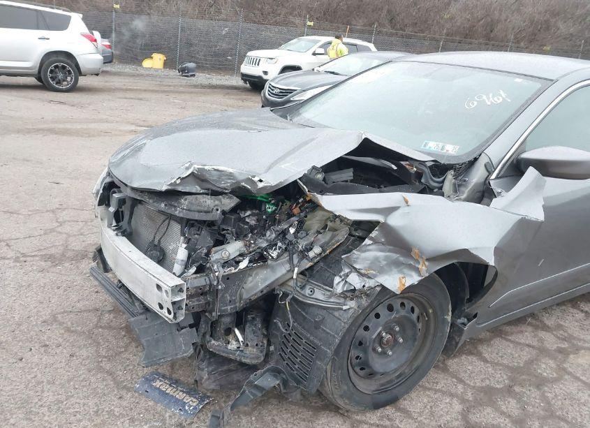 Photo 6 of 2017 Nissan Altima 2.5 S (VIN 1N4AL3AP5HC236961)