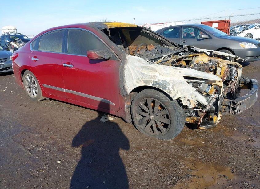 2017 Nissan Altima 2.5 SV (VIN 1N4AL3AP5HC242257) main photo