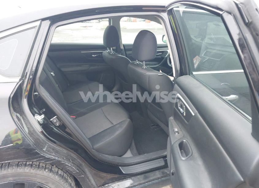 Photo 8 of 2017 Nissan Altima 2.5 SR (VIN 1N4AL3AP5HC258748)