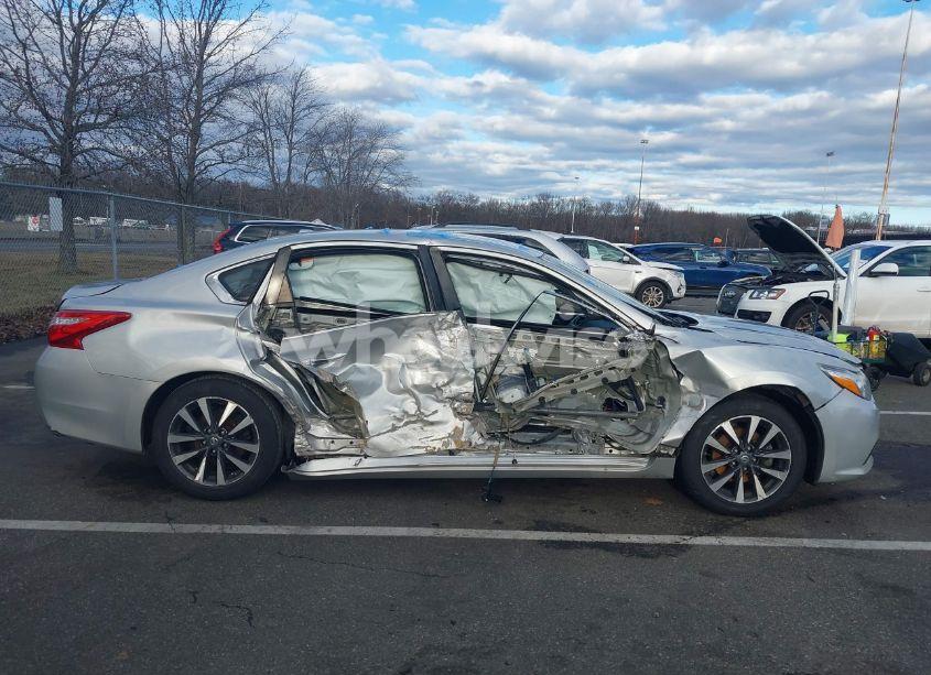 Photo 13 of 2017 Nissan Altima 2.5 SV (VIN 1N4AL3AP5HC261293)