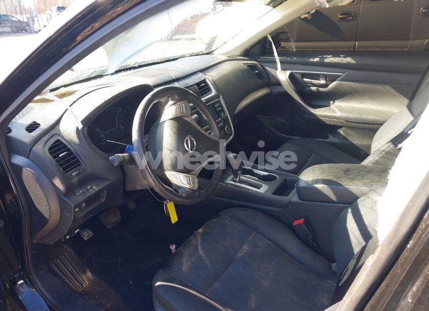 Photo 5 of 2017 Nissan Altima 2.5 SR (VIN 1N4AL3AP5HC261424)