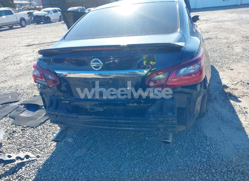 Photo 6 of 2017 Nissan Altima 2.5 SR (VIN 1N4AL3AP5HC261424)