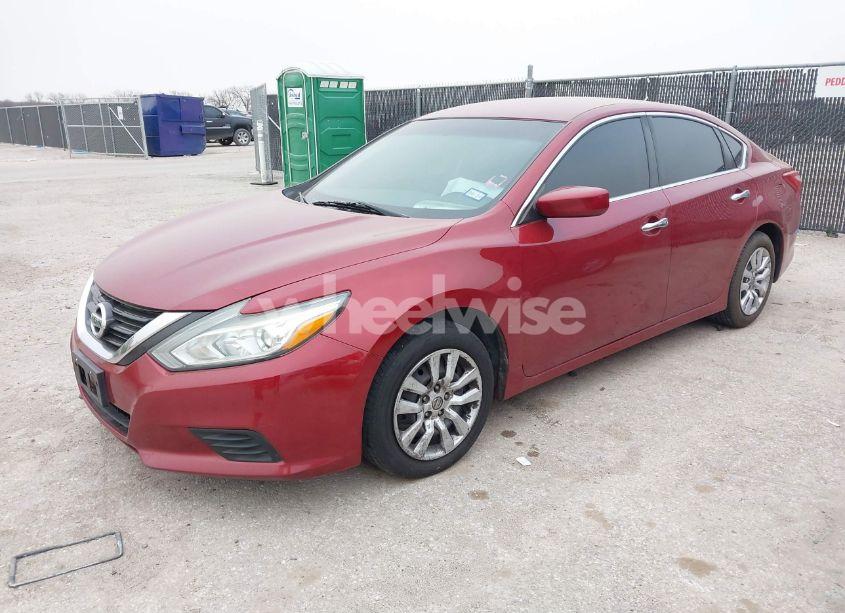 Photo 2 of 2017 Nissan Altima 2.5 S (VIN 1N4AL3AP5HC261830)