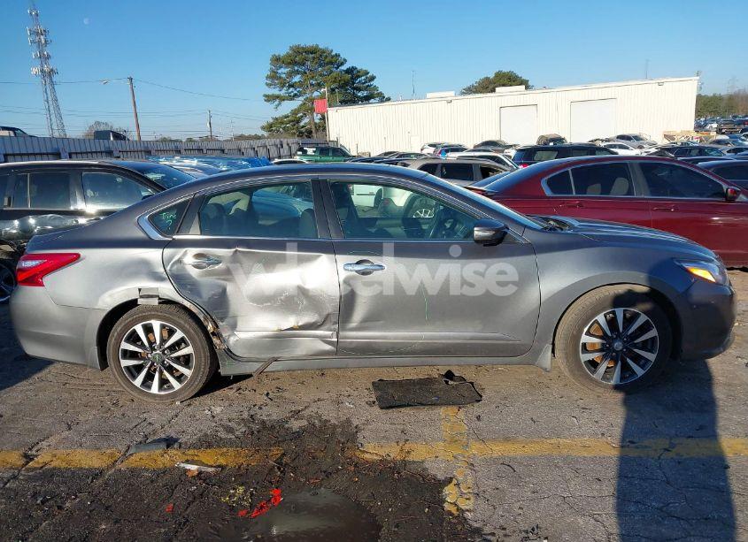 Photo 13 of 2017 Nissan Altima 2.5 SV (VIN 1N4AL3AP5HC266378)