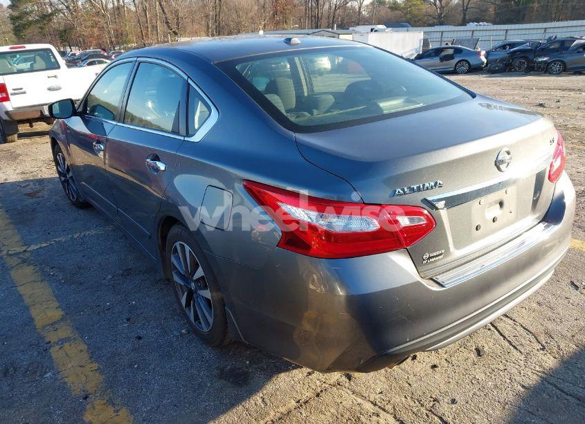 Photo 3 of 2017 Nissan Altima 2.5 SV (VIN 1N4AL3AP5HC266378)