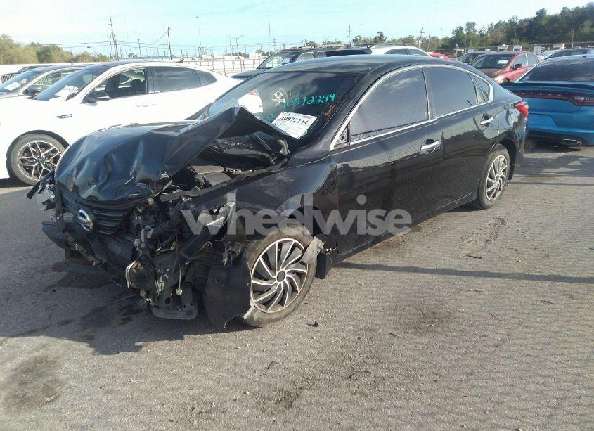 Photo 2 of 2017 Nissan Altima 2.5 S (VIN 1N4AL3AP5HC272505)