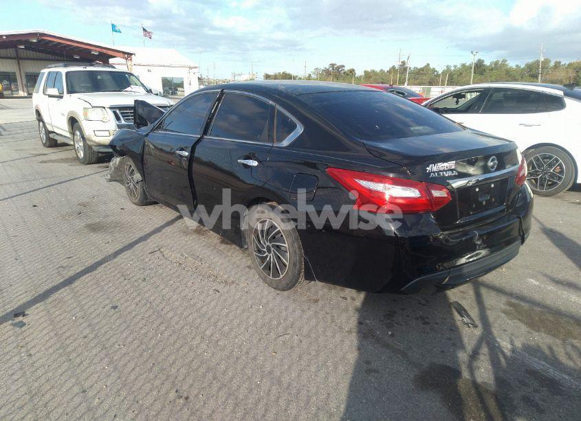 Photo 3 of 2017 Nissan Altima 2.5 S (VIN 1N4AL3AP5HC272505)