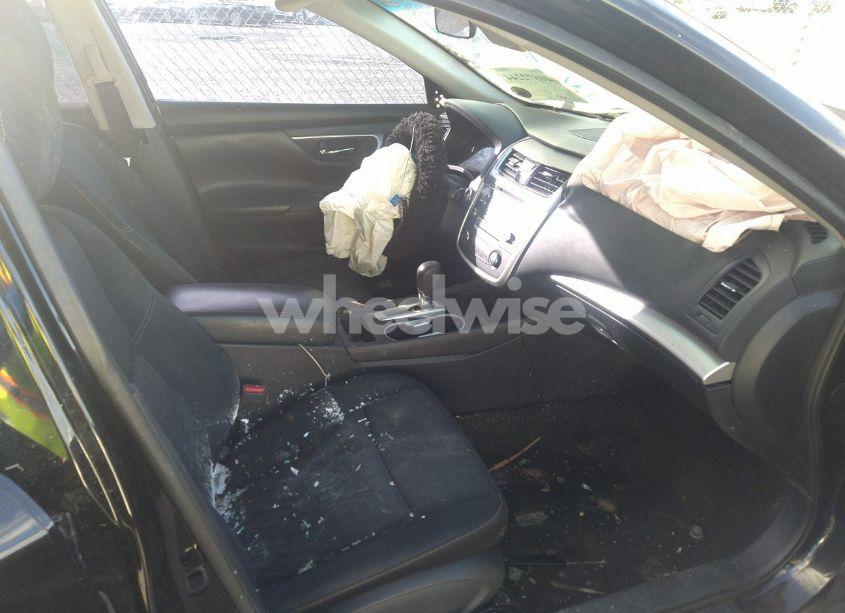 Photo 5 of 2017 Nissan Altima 2.5 S (VIN 1N4AL3AP5HC272505)