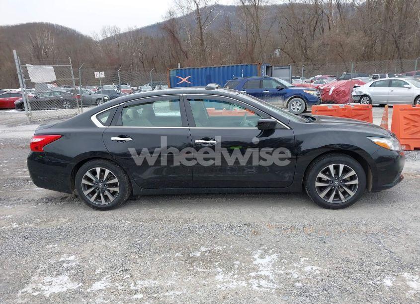 Photo 13 of 2017 Nissan Altima 2.5 SV (VIN 1N4AL3AP5HC285092)