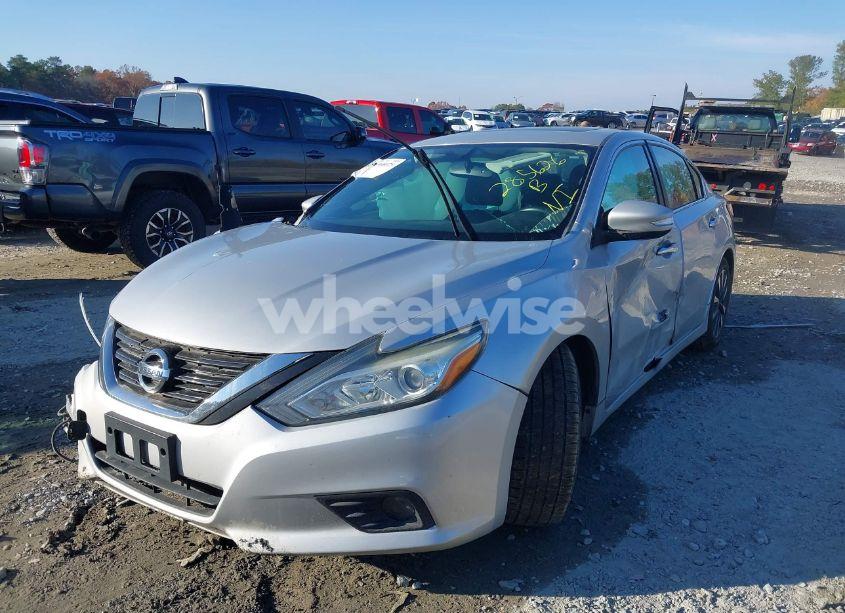Photo 2 of 2017 Nissan Altima 2.5 SL (VIN 1N4AL3AP5HC285626)