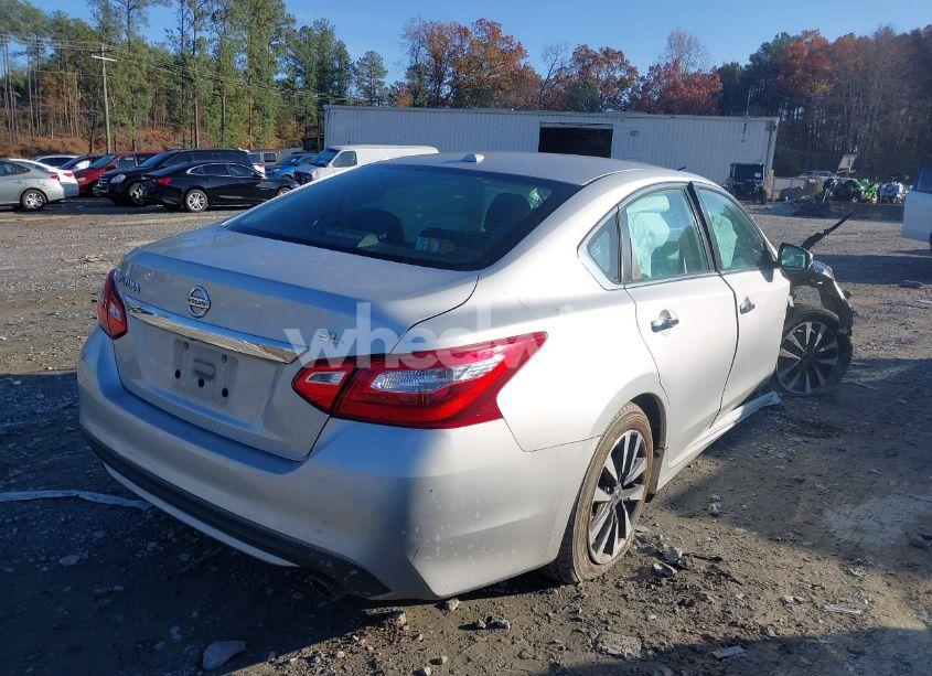 Photo 4 of 2017 Nissan Altima 2.5 SL (VIN 1N4AL3AP5HC285626)