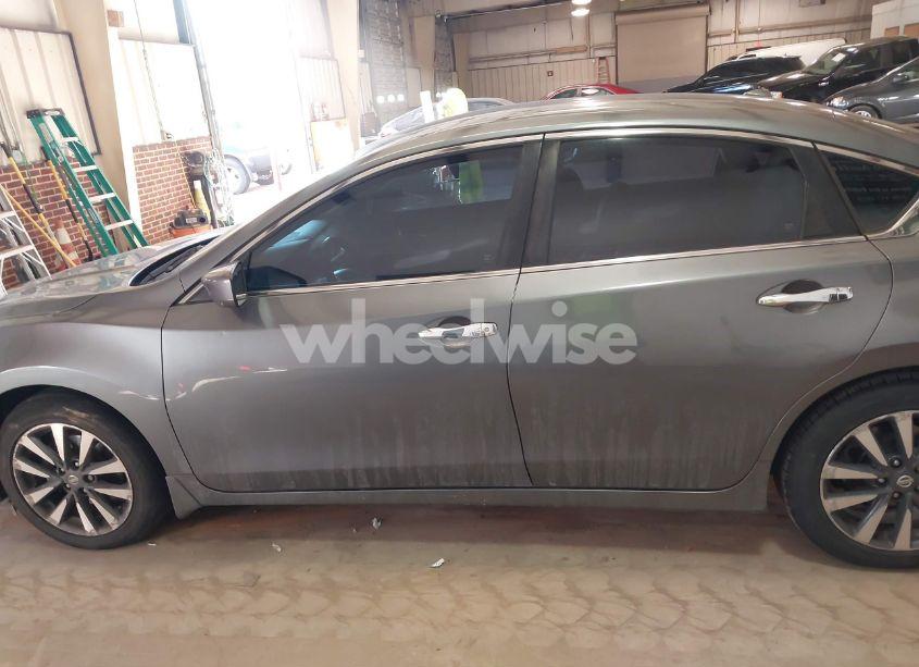 Photo 14 of 2017 Nissan Altima 2.5 SV (VIN 1N4AL3AP5HC285920)