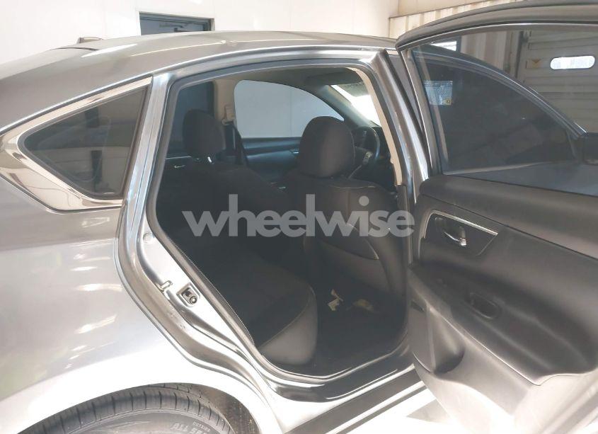 Photo 8 of 2017 Nissan Altima 2.5 SV (VIN 1N4AL3AP5HC285920)