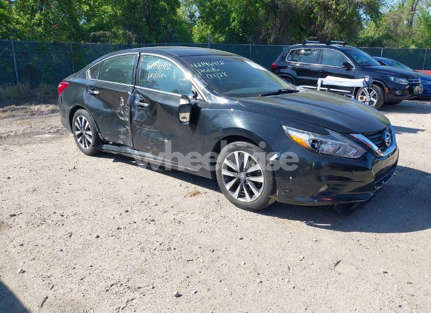 2017 Nissan Altima 2.5 SV (VIN 1N4AL3AP5HC287361) main photo