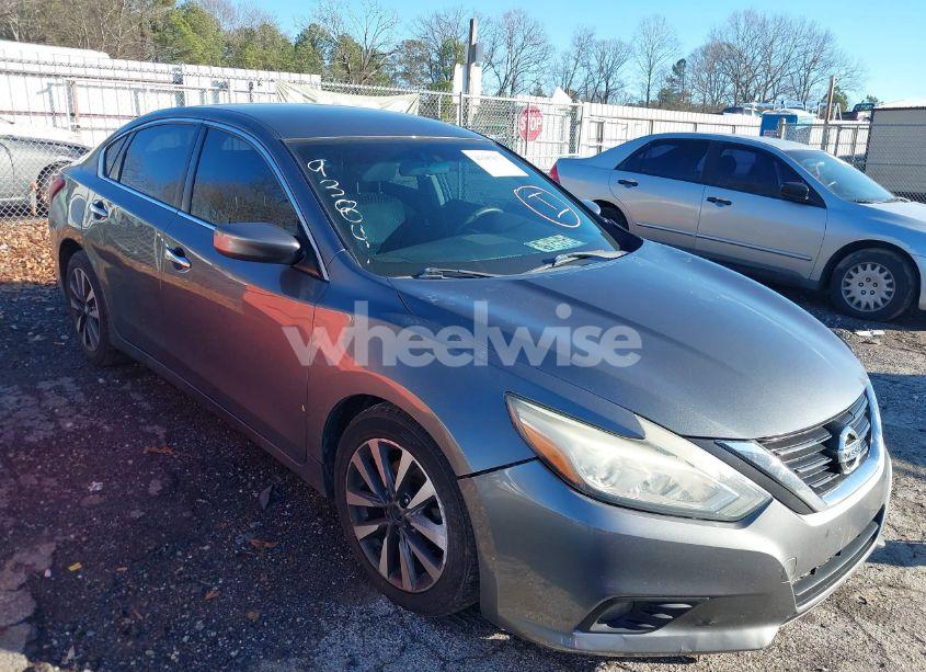 2017 Nissan Altima 2.5 SV (VIN 1N4AL3AP5HC289384) main photo