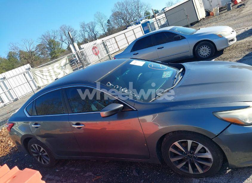 Photo 13 of 2017 Nissan Altima 2.5 SV (VIN 1N4AL3AP5HC289384)