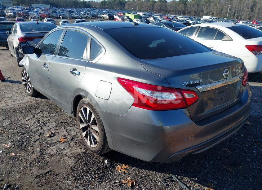 Photo 3 of 2017 Nissan Altima 2.5 SV (VIN 1N4AL3AP5HC289384)