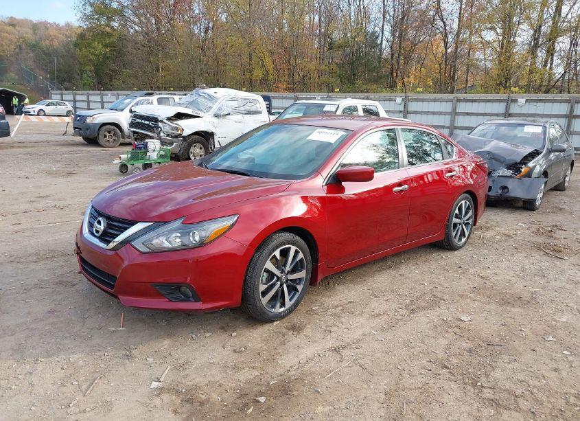 Photo 2 of 2017 Nissan Altima 2.5 SR (VIN 1N4AL3AP5HC294679)