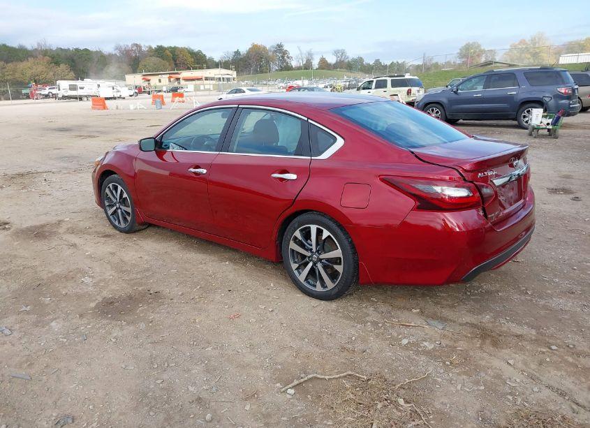Photo 3 of 2017 Nissan Altima 2.5 SR (VIN 1N4AL3AP5HC294679)