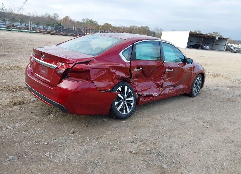 Photo 4 of 2017 Nissan Altima 2.5 SR (VIN 1N4AL3AP5HC294679)