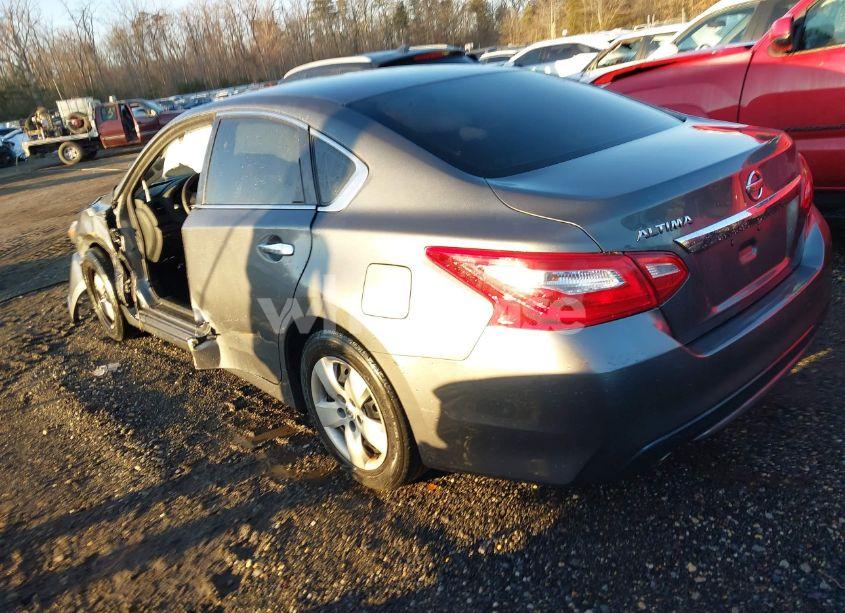 Photo 3 of 2017 Nissan Altima 2.5 S (VIN 1N4AL3AP5HC473644)