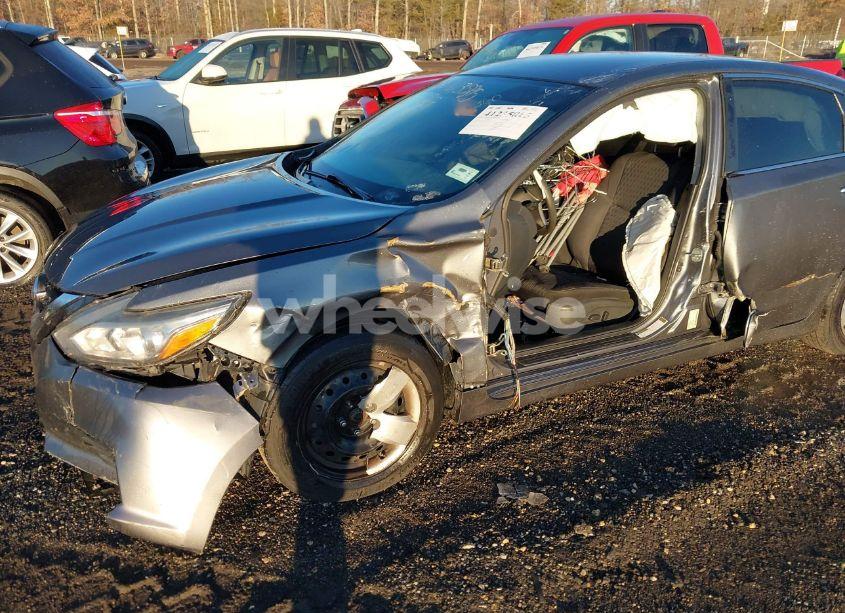 Photo 6 of 2017 Nissan Altima 2.5 S (VIN 1N4AL3AP5HC473644)