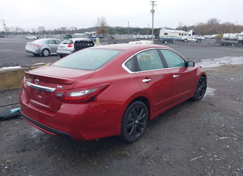 Photo 4 of 2017 Nissan Altima 2.5 SR (VIN 1N4AL3AP5HC474342)