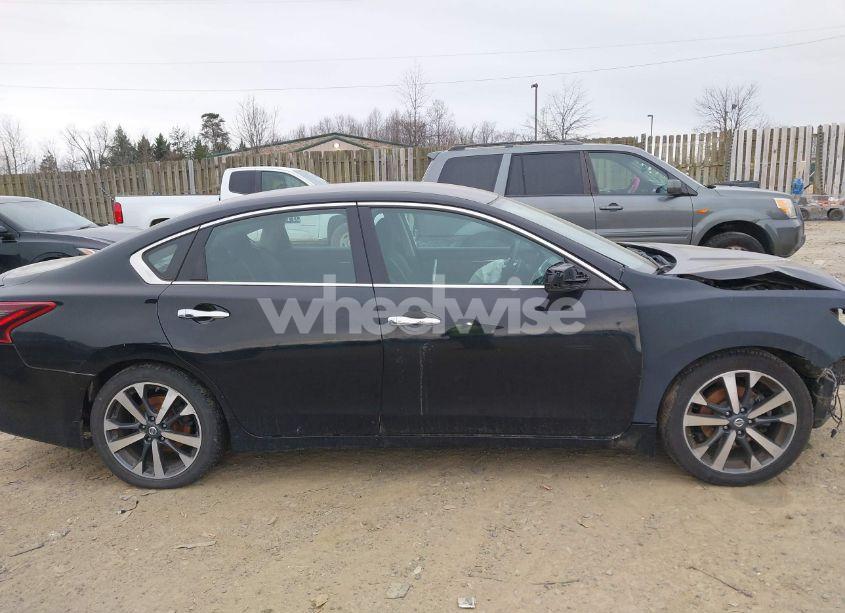 Photo 14 of 2017 Nissan Altima 2.5 SR (VIN 1N4AL3AP5HC475622)