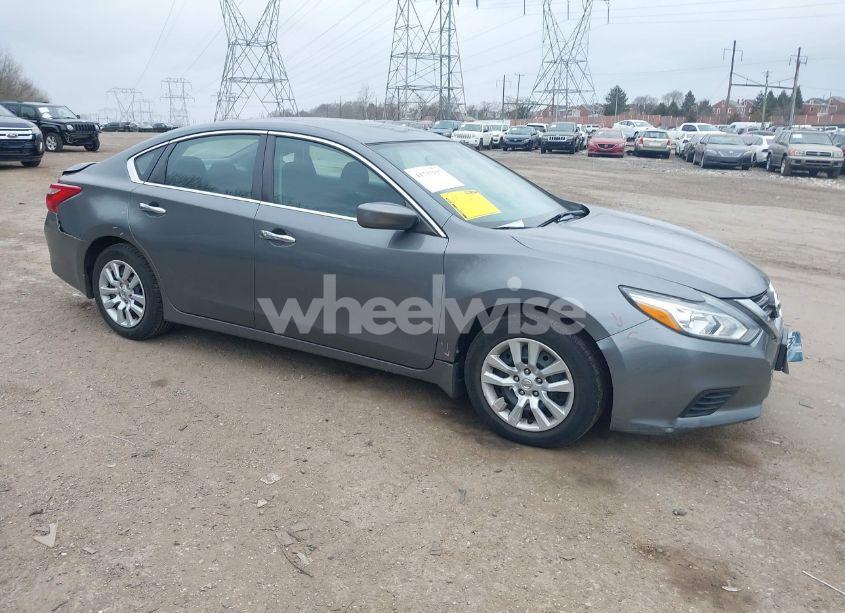 2017 Nissan Altima 2.5 S (VIN 1N4AL3AP5HC477001) main photo