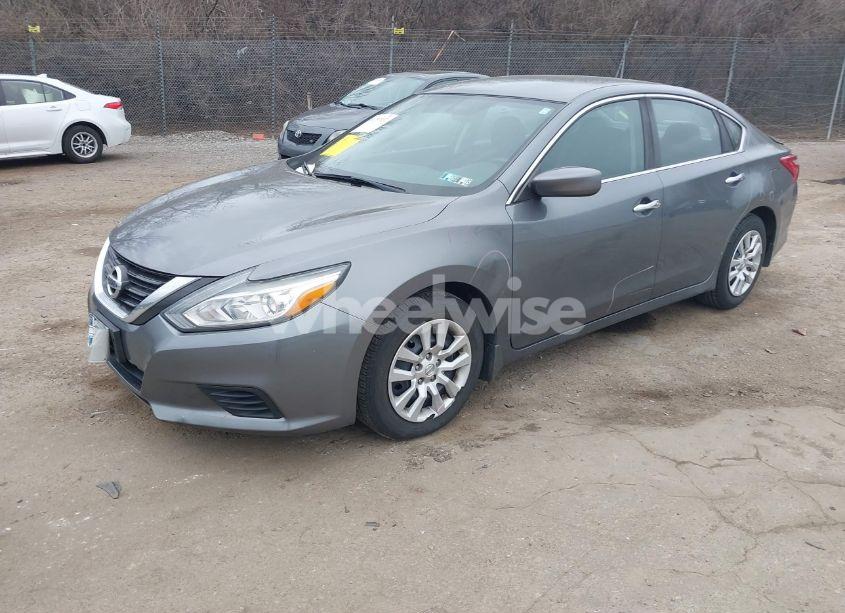 Photo 2 of 2017 Nissan Altima 2.5 S (VIN 1N4AL3AP5HC477001)