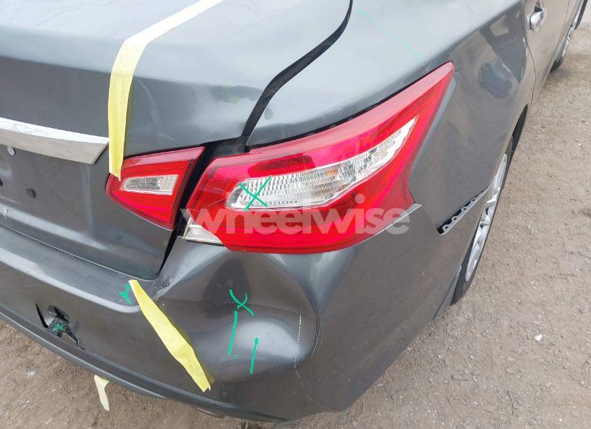 Photo 6 of 2017 Nissan Altima 2.5 S (VIN 1N4AL3AP5HC477001)