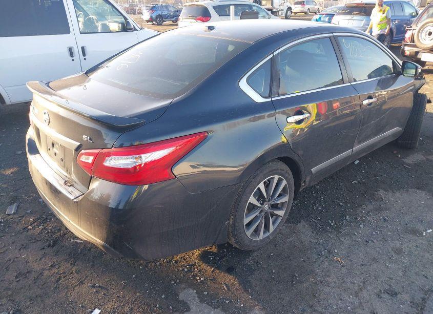Photo 4 of 2017 Nissan Altima 2.5 SL (VIN 1N4AL3AP5HC482277)