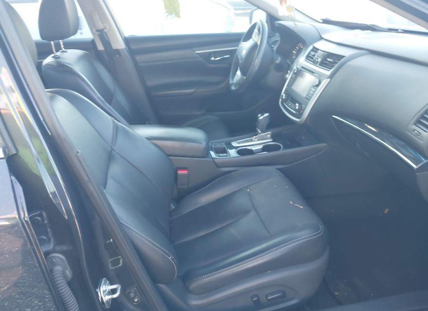 Photo 5 of 2017 Nissan Altima 2.5 SL (VIN 1N4AL3AP5HC482277)