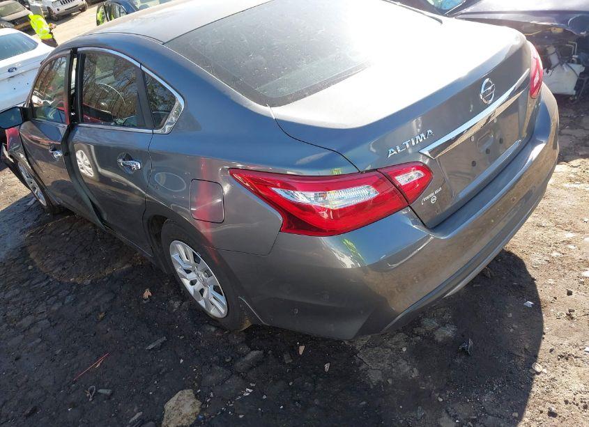 Photo 3 of 2017 Nissan Altima 2.5 S (VIN 1N4AL3AP5HC487236)
