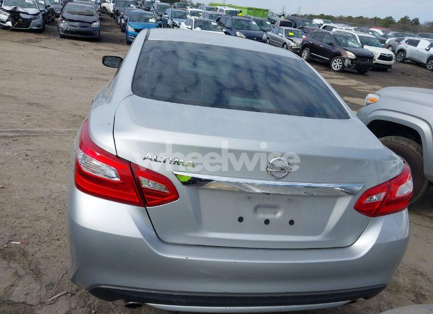 Photo 16 of 2017 Nissan Altima 2.5 S (VIN 1N4AL3AP5HC487785)