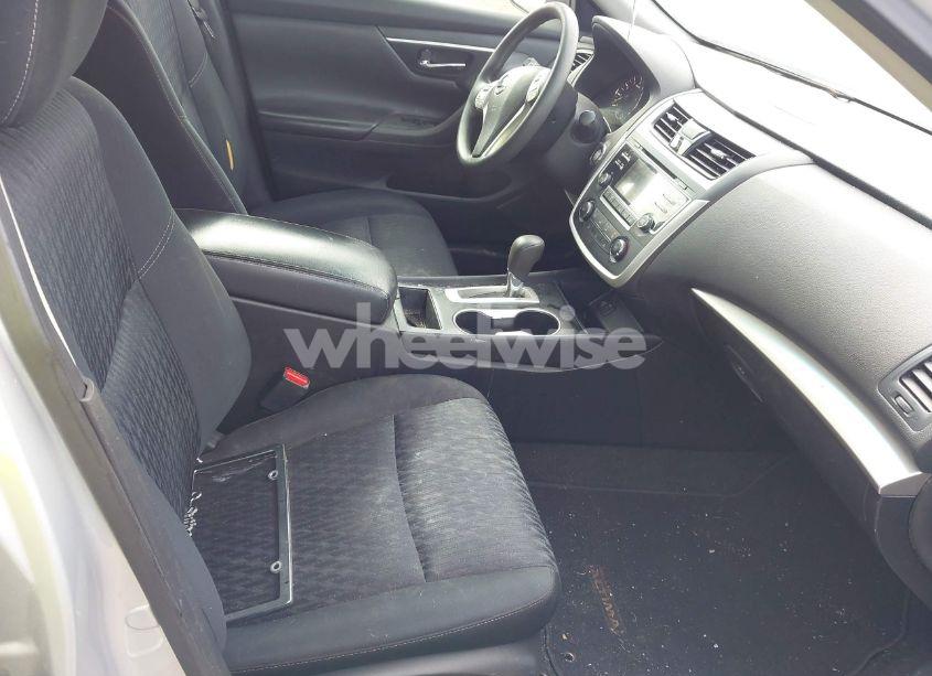 Photo 5 of 2017 Nissan Altima 2.5 S (VIN 1N4AL3AP5HC487785)