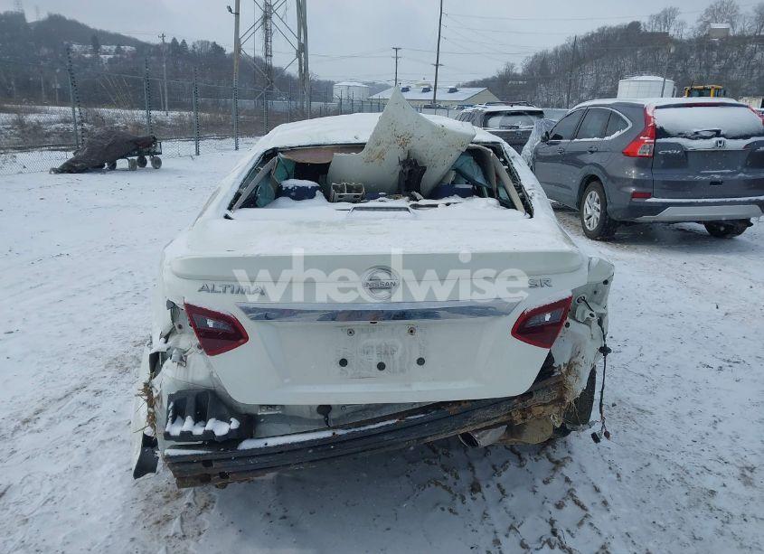 Photo 16 of 2017 Nissan Altima 2.5 SR (VIN 1N4AL3AP5HC488662)