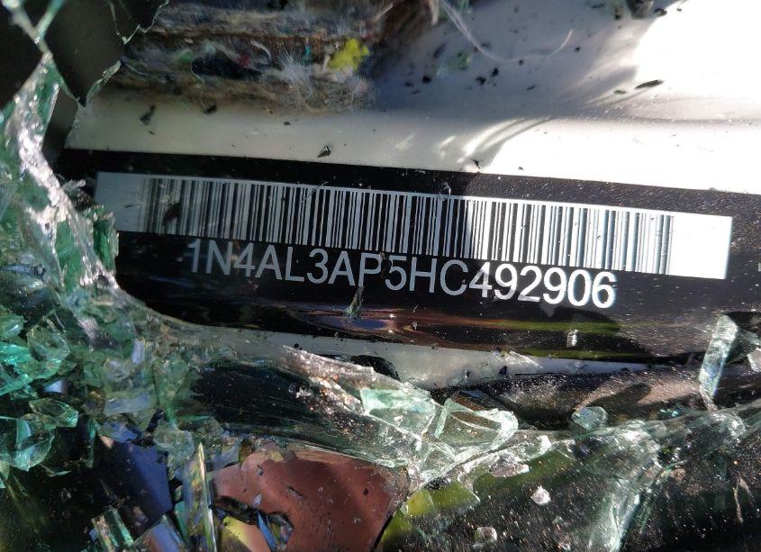 Photo 9 of 2017 Nissan Altima 2.5 SL (VIN 1N4AL3AP5HC492906)