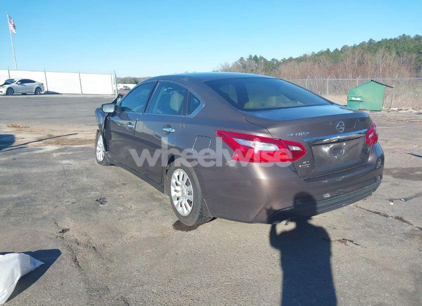 Photo 3 of 2017 Nissan Altima 2.5 S (VIN 1N4AL3AP5HN309511)